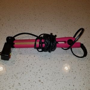 CHI flat iron hair straightener